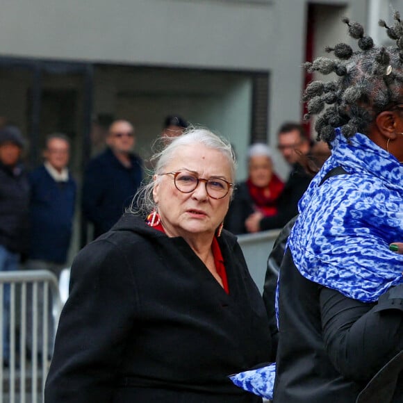 Josiane Balasko et Firmine Richard - Obsèques de Michel Blanc en l'église Saint-Eustache à Paris, le 10 octobre 2024. © Moreau / Jacovides / Bestimage