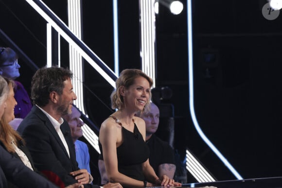 Exclusif - Bernard Montiel, Tiphaine Auzière sur le plateau de l'émission " TPMP " présentée par C.Hanouna et diffusée en direct sur C8, Paris, France, le 27mai 2024. © Jack Tribeca / Bestimage