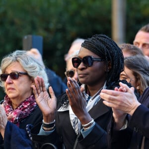 Ramatoulaye Diop, la compagne du défunt, Jean-Paul Rouve - Sortie des Obsèques de Michel Blanc en l'église Saint-Eustache à Paris, le 10 octobre 2024. © Moreau / Jacovides / Bestimage 