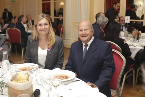 Marc Ladreit de Lacharrière recevait l'avocate et femme politique Yaël Braun-Pivet 
Exclusif - Yaël Braun-Pivet, présidente de l'Assemblée Nationale, Marc Ladreit de Lacharrière lors du dîner annuel de la Revue des Deux Mondes à la Maison de l'Amérique Latine à Paris le 8 octobre 2024. © Jack Tribeca / Bestimage