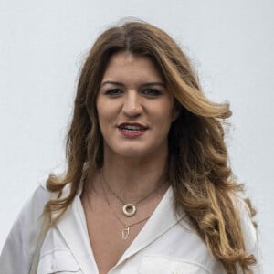 Selon les informations de "Libération", Marlène Schiappa aurait donc gagné au change en quittant le gouvernement.
Matthias Savignac et Marlene Schiappa lors du défilé militaire du Jour de la Bastille sur l'avenue des Champs-Élysées à Paris, le 14 juillet 2023. Photo par Eliot Blondet/ABACAPRESS.COM