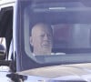 En fait, l'acteur souffre d'aphasie et de démence
Exclusif - Bruce Willis se balade avec son chauffeur en SUV à Los Angeles