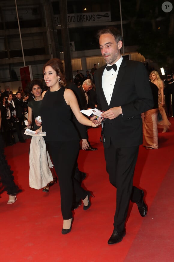 Léa Salamé et son compagnon Raphaël Glucksmann - Montée des marches du film "Le Redoutable" lors du 70ème Festival International du Film de Cannes. Le 21 mai 2017. © Borde-Jacovides-Moreau/Bestimage 