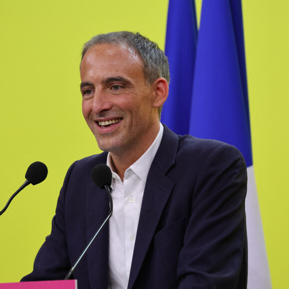 Raphaël GLUCKSMANN (Député Européen et tête de liste Réveiller l'Europe - Dernier meeting du candidat socialiste R.Glucksmann aux élections européennes à Lille. Le 7 juin 2024 © Laurent Sanson / Panoramic / Bestimage  