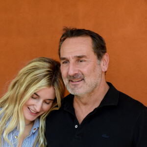 Alizée Guinochet et Gilles Lellouche assistent aux Internationaux de France 2024 à Roland Garros le 09 juin 2024 à Paris, France. Photo par ABACAPRESS.COM