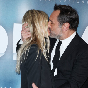 Gilles Lellouche et son épouse Alizee Guinochet assistent à l'avant-première de Goliath, qui se tient à l'UGC Normandie, à Paris, France, le 08 mars 2022. Photo par Jerome Domine/ABACAPRESS.COM