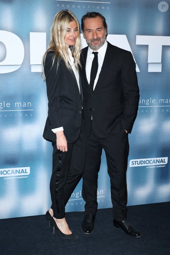 Gilles Lellouche et son épouse Alizee Guinochet assistent à l'avant-première de Goliath, qui se tient à l'UGC Normandie, à Paris, France, le 08 mars 2022. Photo par Jerome Domine/ABACAPRESS.COM