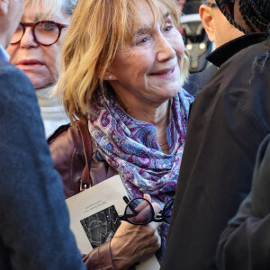 Marie-Anne Chazel, Ramatoulaye Diop, la compagne du défunt - Sortie des Obsèques de Michel Blanc en l'église Saint-Eustache à Paris, le 10 octobre 2024. © Moreau / Jacovides / Bestimage  Funeral of Michel Blanc at the Saint-Eustache church in Paris, October 10, 2024. 