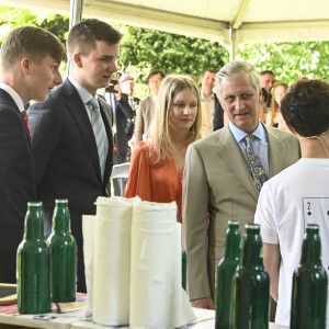 Le roi Philippe et la reine Mathilde de Belgique, et leurs enfants, les prince Gabriel et Emmanuel de Belgique, et la princesse Eleonore - Garden Party du 10ème anniversaire de règne du roi Philippe de Belgique au domaine Royal de Laeken à Bruxelles (Belgique), le 13 mai 2023.