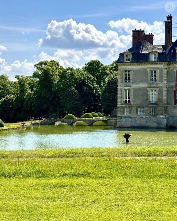 Et elle y a très bien dormi a-t-elle précisé lors d'un entretien pour "Ici Paris"
Le château d'Ormesson a acceuilli le tournage du "Meilleur Pâtissier", saison 13