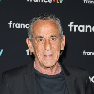 Thierry Ardisson au photocall pour la conférence de presse de rentrée de France TV à la Grande Halle de la Villette à Paris, France, le 11 juillet 2023. © Coadic Guirec/Bestimage 