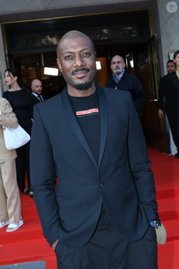 Harry Roselmack arrivant au "Concerto pour la Paix" organisé par Omar Harfouch au Théâtre des Champs Élysées à Paris, France, le 18 Septembre 2024. © Rachid Bellak / Bestimage