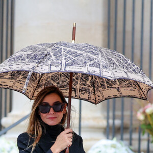 Elle a effectué un stage à la Galerie Thaddaeus Ropac et a également suivi un enseignement à New York dans le légendaire Lee Strasberg Theatre and Film Institute. 
Clotilde Courau - Obsèques de Michel Blanc en l'église Saint-Eustache à Paris, le 10 octobre 2024. © Moreau / Jacovides / Bestimage 