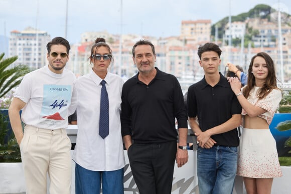 François Civil, Adèle Exarchopoulos, Gilles Lellouche, Malik Frikah et Mallory Wanecque - Photocall du film "L'Amour Ouf" (Beating Hearts / Compétition) lors du 77ème Festival International du Film de Cannes, le 24 mai 2024. © Moreau / Jacovides / Bestimage 