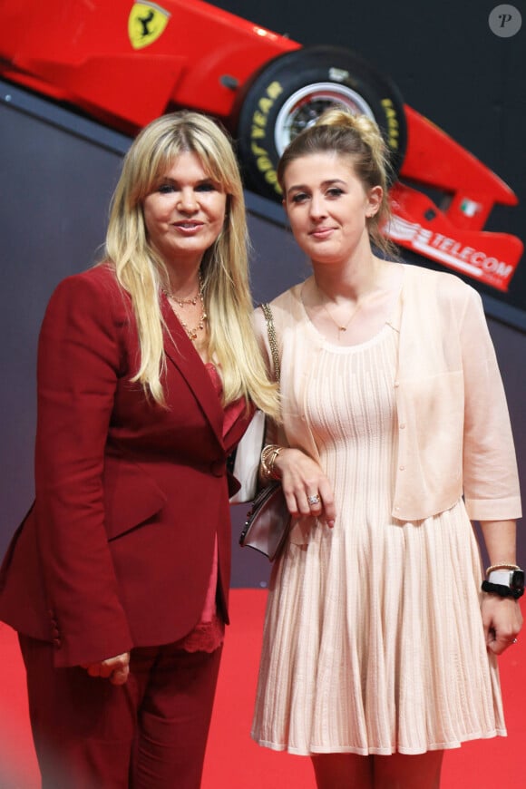 Corinna Schumacher, Gina Schumacher - Attribution du prix d'État de l'État de Rhénanie du Nord-Westphalie à Michael Schumacher à Motorworld à Cologne, Allemagne, le 20 juillet 2022. 