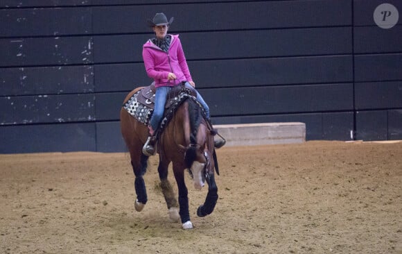 Gina-Maria Schumacher lors d'une compétition de reining et à l'entraînement à Equita Lyon le 1 er novembre 2015 