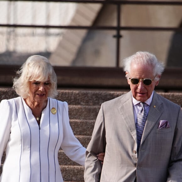 Charles III et Camilla descendent les escaliers de l'opéra de Sydney à l'occasion de son 50e anniversaire. Le 22 octobre 2024 à Sydney, Australie. Photo by Aaron Chown/PA Wire/ABACAPRESS.COM