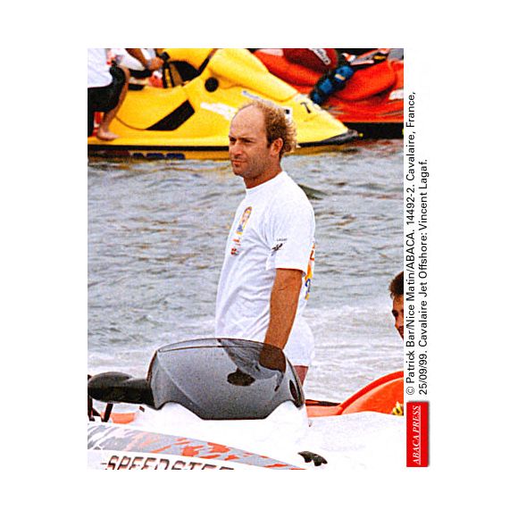 © Patrick Bar/Nice Matin/ABACA. 14492-2. Cavalaire, France, 25/09/99. Cavalaire Jet Offshore: Vincent Lagaf.