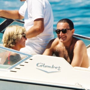 Archives - Les premières photos de Dodi Al-Fayed et de la princesse Diana lors de leurs vacances à St-Tropez.