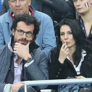 Il y a quelques mois, le nom de Mathias Vicherat, ex-compagnon de Marie Drucker et père de son fils Jean, 8 ans, faisait les gros titres.
Marie Drucker et Mathias Vicherat lors du match du quart de finale de l'UEFA Euro France-Islande au Stade de France à Saint-Denis © Cyril Moreau/Bestimage