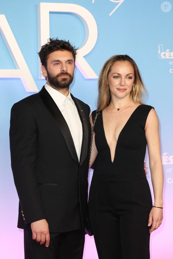 Pio Marmaï et sa compagne Charlotte Ranson - Photocall de la 49ème édition de la cérémonie des César à l'Olympia à Paris le 23 février 2024 © Dominique Jacovides / Olivier Borde / Bestimage