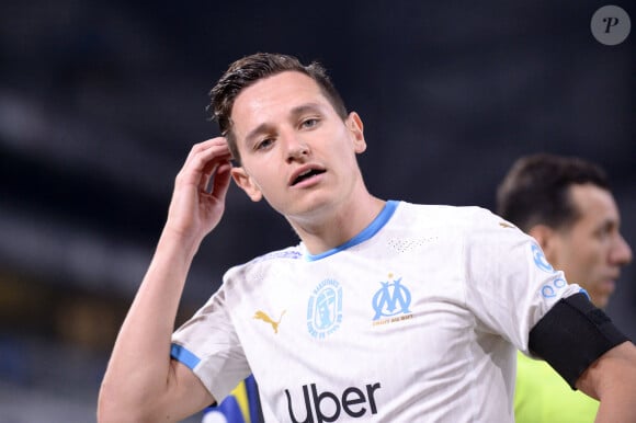 Malheureusement pour la star du ballon rond, les Parisiens se sont imposés hier, 3-0...
Florian Thauvin lors du match de championnat de Ligue 1 Uber Eats opposant l'Olympique de Marseille (OM) au Racing Club de Strasbourg Alsace (RCS) au stade Vélodrome à Marseille, France, le 30 avril 2021. Le match s'est terminé par un match nul 1-1. © Philippe Lecoeur/Panoramic/Bestimage 