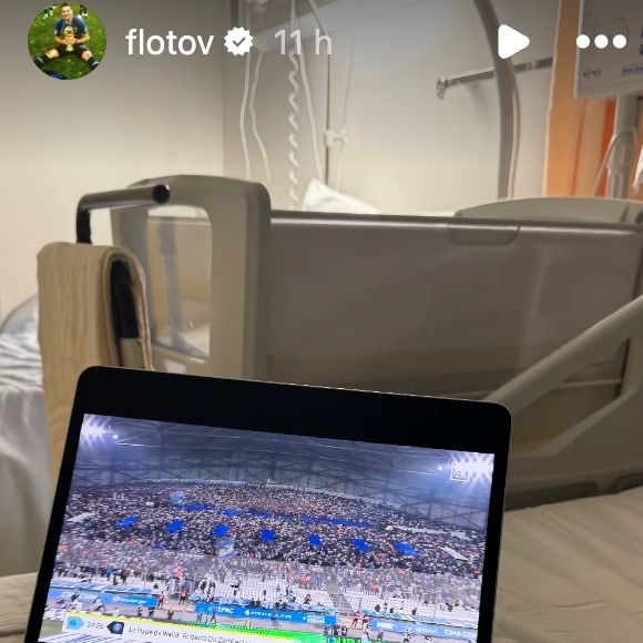 Même depuis la maternité, le footballeur a suivi de près le grand classico opposant le PSG et l'OM, son ancien club !