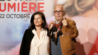 Fabrice Luchini : Qui est Emmanuelle Garassino, sa compagne de 20 ans de moins qui influence sa carrière ?