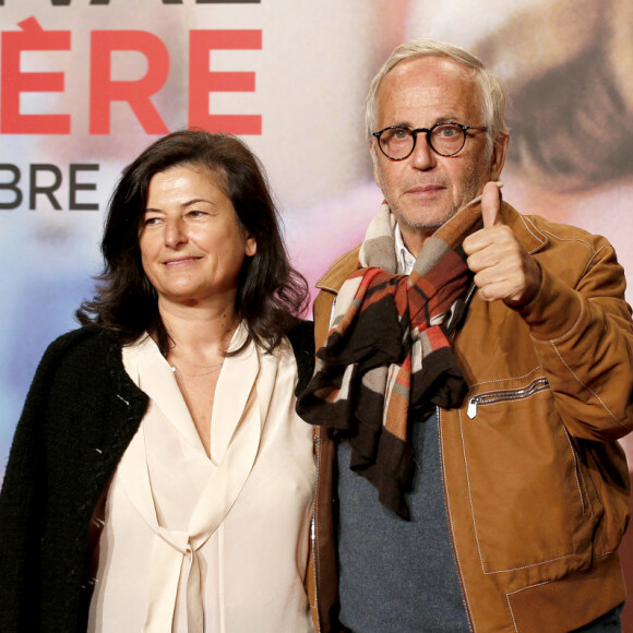 Le fringant septuagénaire Fabrice Luchini est heureux avec Emmanuelle Garassino 
Emmanuelle Garassino et son compagnon Fabrice Luchini, acteur, lors de la cérémonie d’ouverture de la 15ème édition du Festival du film Lumière à Lyon © Pascal Fayolle / Bestimage