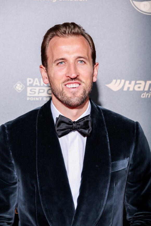 Harry Kane au photocall de la cérémonie du Ballon d'Or 2024 au théâtre du Châtelet à Paris, France, le 28 octobre 2024. © Cyril Moreau/Bestimage 