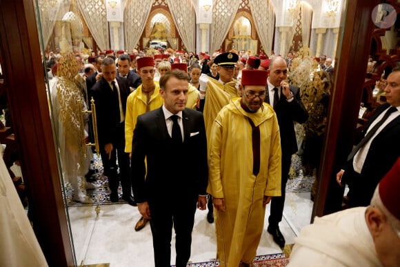 Le roi Mohammed VI avec Emmanuel Macron pour le dîner d'Etat en l'honneur du président de la République française et son épouse à Rabat au Maroc le 29 octobre 2024 © Ludovic Marin/Pool/Bestimage