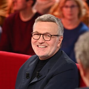 Exclusif - Laurent Ruquier et Michel Drucker - Enregistrement de l'émission "Vivement Dimanche" au Studio Gabriel à Paris, France, le 1er octobre 2024, présentée par M.Drucker et diffusée le 3 novembre sur France 3. © Guillaume Gaffiot/Bestimage