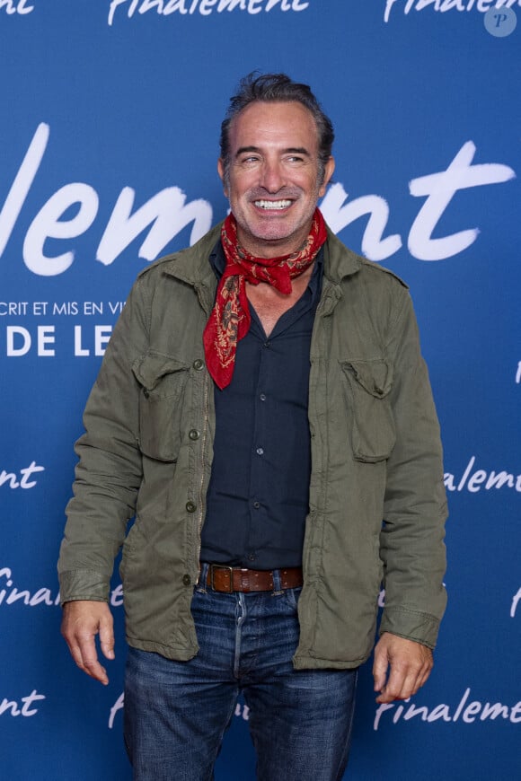 Jean Dujardin a tourné plusieurs fois pour Claude Lelouch, il ne pouvait rater cette avant-première
Jean Dujardin - Avant-première du film "Finalement" de C. Lelouch qui fête son 87ème anniversaire au Grand Rex à Paris le 30 octobre 2024. © Pierre Perusseau/Bestimage