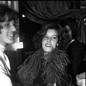 Récemment, Caroline s'est rendue dans leur ancienne maison 
Gérard Lenorman avec sa femme Caroline après sa première à l'Olympia 1974