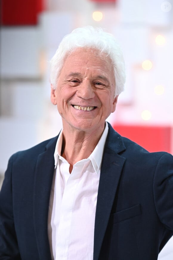 Exclusif - Gérard Lenorman - Enregistrement de l'émission "Vivement Dimanche" présentée par M.Drucker et diffusée le 30 janvier sur France 2. Le 21 janvier 2022 © Guillaume Gaffiot / Bestimage 