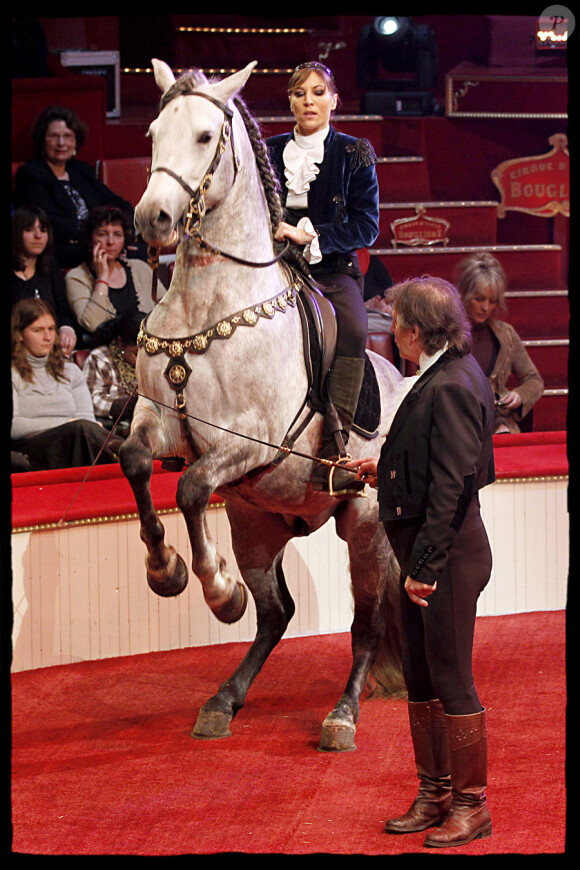 Mathilde Seigner pour le Gala de l'Union des Artistes au Cirque d'Hiver Bouglione le 29  mars 2010