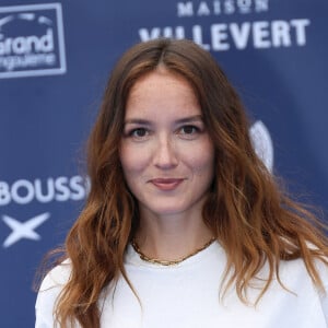 Anaïs Demoustier (Le temps d'aimer) sur le tapis bleu de la 16ème édition du festival du film francophone de Angoulême le 23 août 2023. © Coadic Guirec / Bestimage 