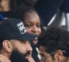 Il a été photographié aux côtés du rappeur La Fouine, originaire de Trappes comme lui. 
Le rappeur La fouine et sa compagne, Jamel Debbouze et Leon Debbouze en tribunes du match de Ligue 1 McDonald's opposant le Paris Saint-Germain (PSG) au Racing Club de Lens (RCL) (1-0) au Parc des Princes à Paris, France, le 2 novembre 2024. © Cyril Moreau/Bestimage