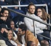 Les deux hommes n'ont jamais caché leur admiration l'un pour l'autre. 
Le rappeur La fouine et sa compagne, Jamel Debbouze et Leon Debbouze en tribunes du match de Ligue 1 McDonald's opposant le Paris Saint-Germain (PSG) au Racing Club de Lens (RCL) (1-0) au Parc des Princes à Paris, France, le 2 novembre 2024. © Cyril Moreau/Bestimage