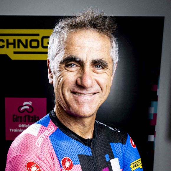 Présentation du vélo d'appartement Technogym Ride par Laurent Jalabert à Paris le 17 mai 2022.