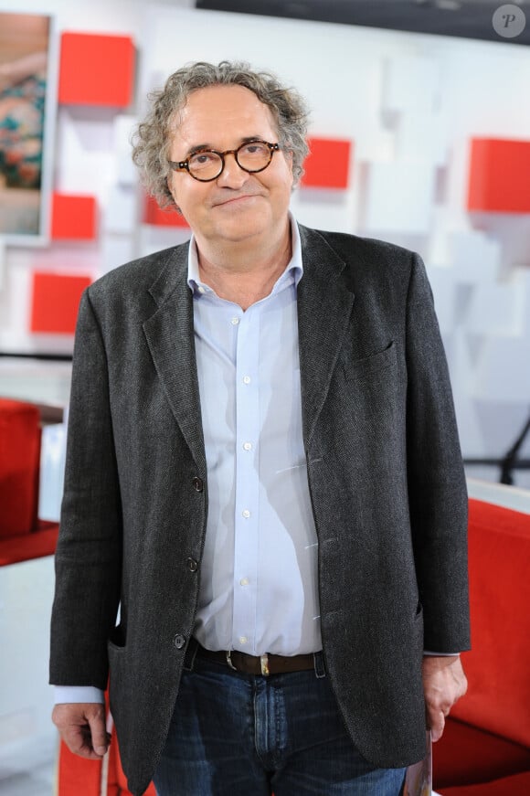 Exclusif - Grégoire Bonnet - Enregistrement de l'émission "Vivement Dimanche" présentée par M.Drucker et diffusée le 23 mai sur France 2. Le 11 mai 2021 © Guillaume Gaffiot / Bestimage