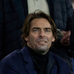 Camille Lacourt en tribunes du match de Ligue 1 McDonald's opposant le Paris Saint-Germain (PSG) au Racing Club de Strasbourg Alsace (4-2) au Parc des Princes à Paris, France, le 19 octobre 2024. © Cyril Moreau/Bestimage