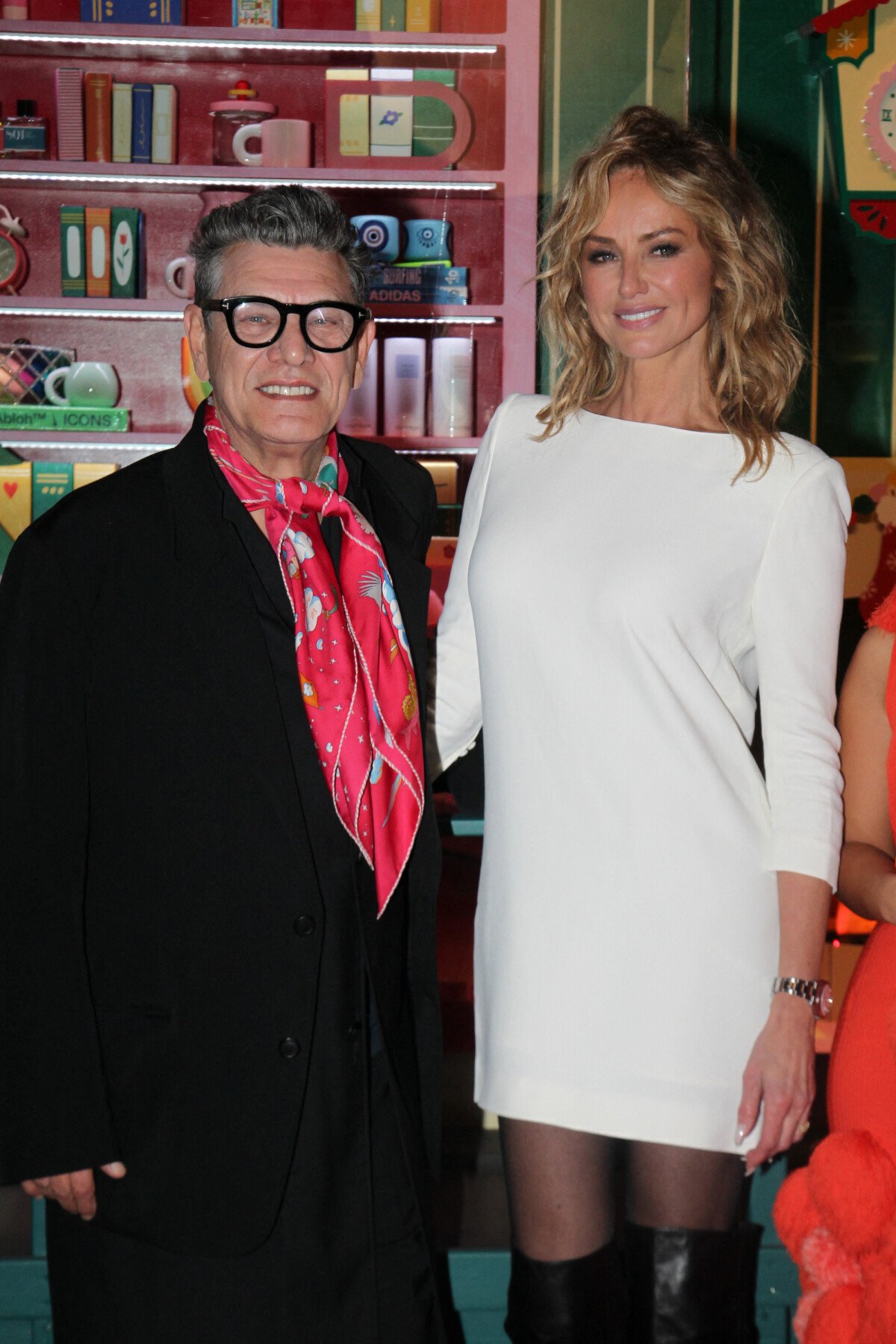 Photo : Marc Lavoine et Adriana Karembeu filent le parfait amour. Marc  Lavoine et Adriana Karembeu lors de la soirée d'inauguration "Noël du BHV  Marais" à Paris. © Philippe Baldini / Bestimage - Purepeople