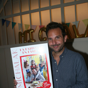 Christophe Michalak - Sortie du Livre de Christophe Michalak la Patisserie en Famille à Paris le 9 octobre 2019. © JLPPA/Bestimage