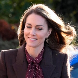 Après avoir traversé des épreuves difficiles, Kate Middleton, 42 ans, a annoncé être impatiente de reprendre ses engagements royaux et de retourner travailler
Catherine (Kate) Middleton, princesse de Galles, visite le centre communautaire de Southport pour rencontrer les familles des personnes prises dans l'attaque au couteau de Southport plus tôt cette année, à Southport, Merseyside, Royaume-Uni, le 10 octobre 2024. © Danny Lawson/WPA-Pool/Bestimage 