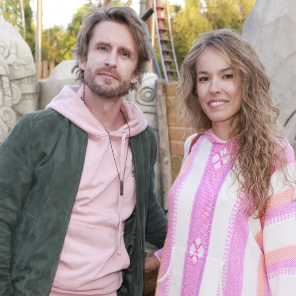 Dans "Nicky Larson et le parfum de Cupidon"
Exclusif - Philippe Lacheau et sa compagne Elodie Fontan lors de l'inauguration du festival Toutatis au Parc Asterix à Plailly le 12 mai 2023. © Christophe Aubert via Bestimage 