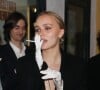 Côté vie privée, elle fréquente une musicienne depuis de longs mois
Lily-Rose Depp au sein du El Rey Theater de Los Angeles pour soutenir sa compagne 070 Shake durant son concert.