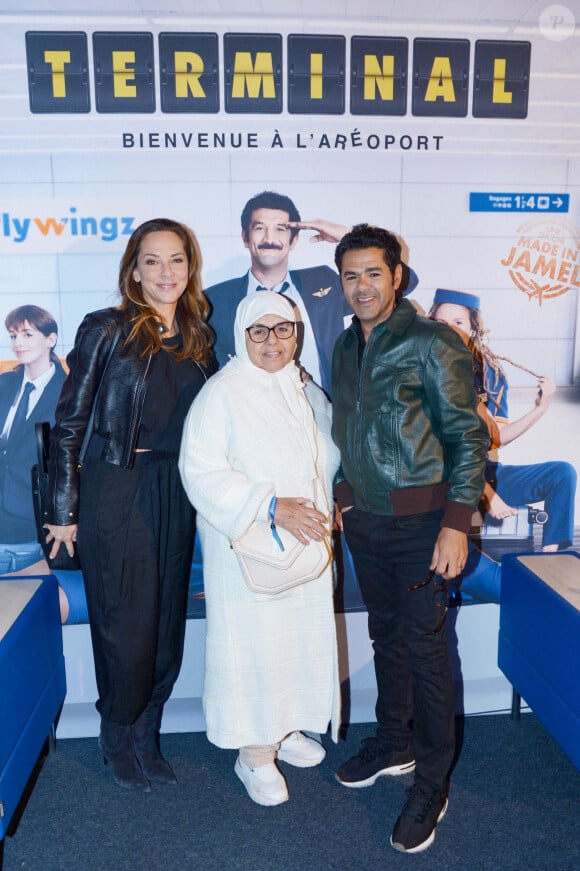 Exclusif - Jamel Debbouze avec sa femme Mélissa Theuriau et sa mère Fatima Debbouze - After party de l'avant-première de la série "Terminal" à l'hôtel des Italiens (ancien siège du Crédit Lyonnais) à Paris le 8 avril 2024. © Rachid Bellak/Bestimage