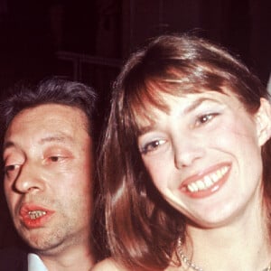 Son dernier et unique amour qu'elle a accompagné jusqu'à la mort de ce dernier en 1991. 
Serge Gainsbourg et Jane Birkin 