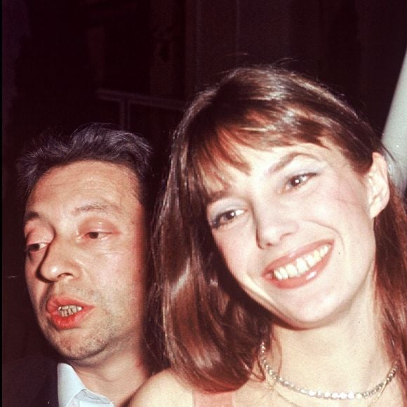 Son dernier et unique amour qu'elle a accompagné jusqu'à la mort de ce dernier en 1991. 
Serge Gainsbourg et Jane Birkin 